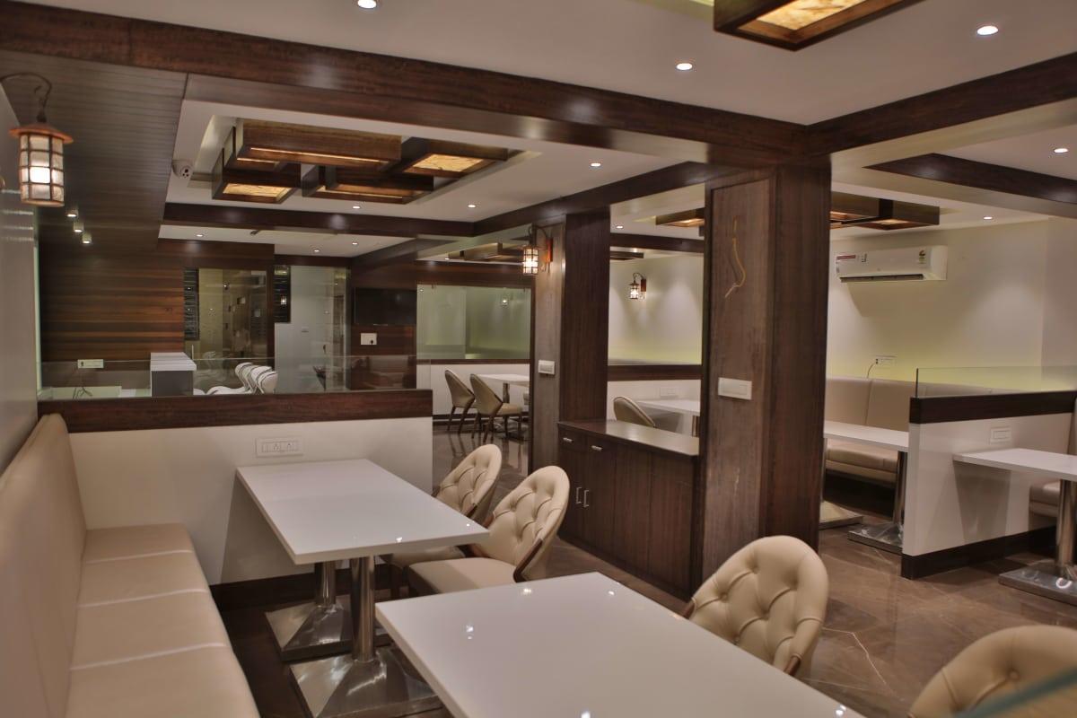Hotel K P Pride Jālgaon Exterior photo