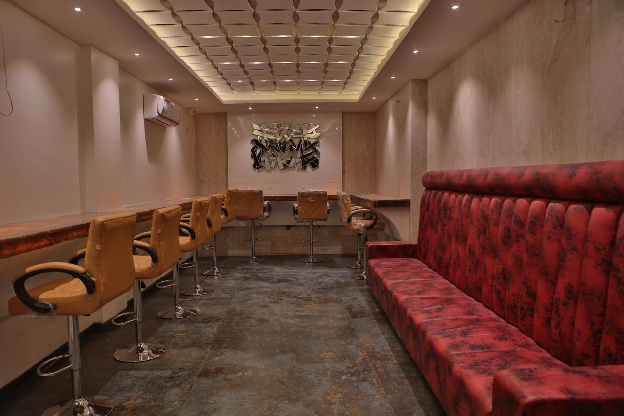 Hotel K P Pride Jālgaon Exterior photo